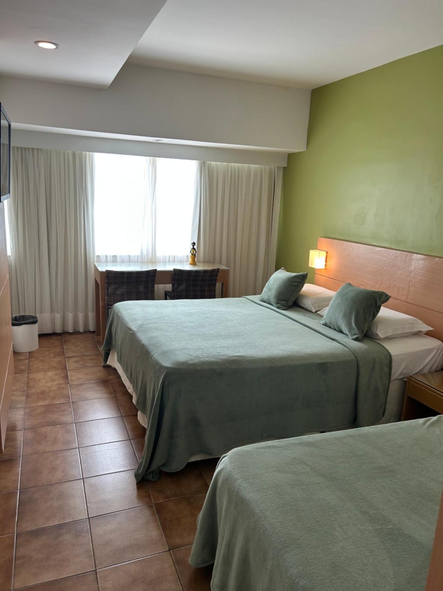 Hotel Barramares جابواتاو دوس غوارارابيس المظهر الخارجي الصورة